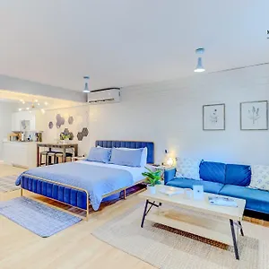 Apartment The Moose #8 - Modern Luxe Loft With King Bed & Free Parking & Wifi, Memphis